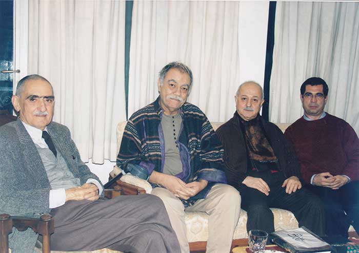 از راست : علی دهباشی، محمد احصایی، مرتضی ممیز و ایرج افشار 