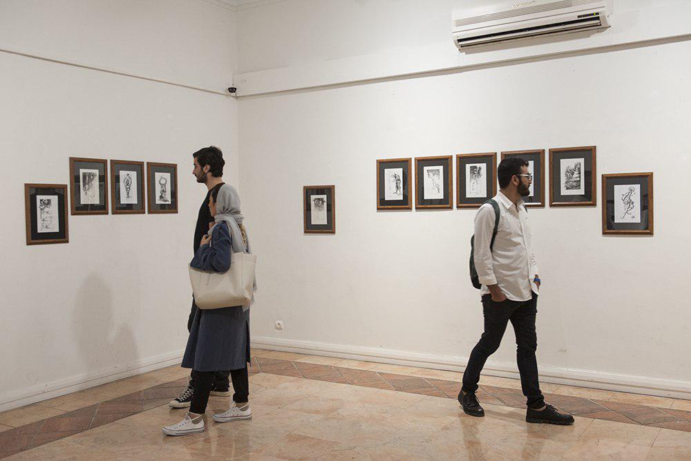 نمایشگاه طراحی کاریکاتور عبدالعباس برغشی عصر امروز پنجشنبه ۲۳ شهریور در نگارخانه نامی خانه هنرمندان ایران افتتاح شد
