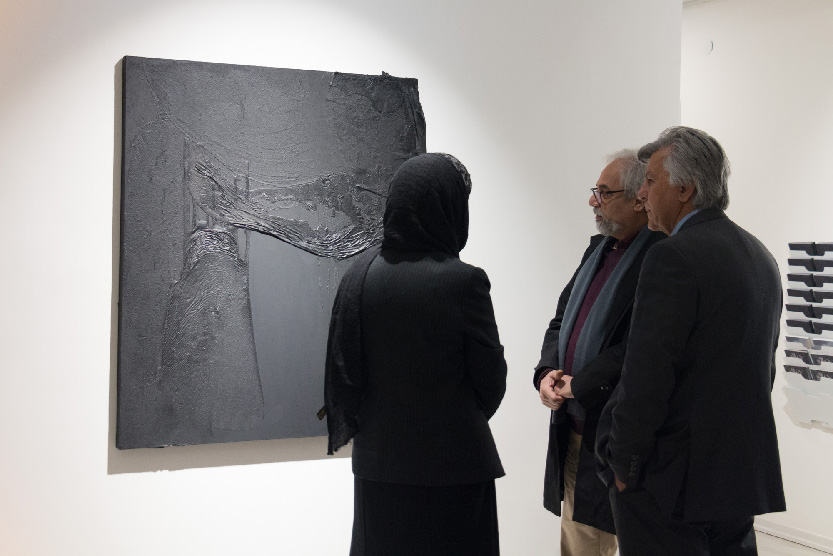  نمایشگاه آثار فریا آریانژاد با عنوان «آپوریا» در گالری ساربان افتتاح شد.