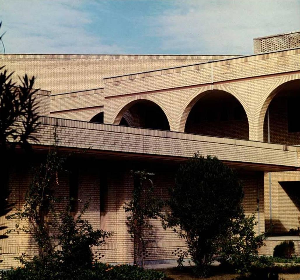 دانشگاه جندی شاپور 